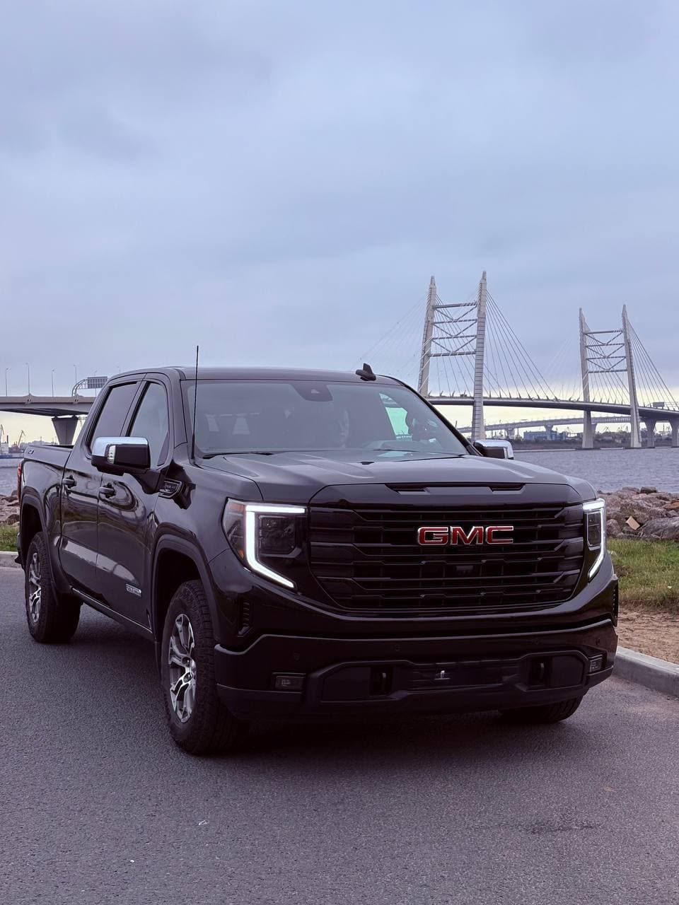 GMC Sierra